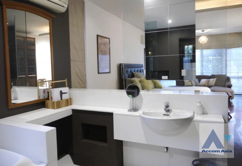 16  3 br House for rent and sale in Sukhumvit ,Bangkok BTS Thong Lo 13001853