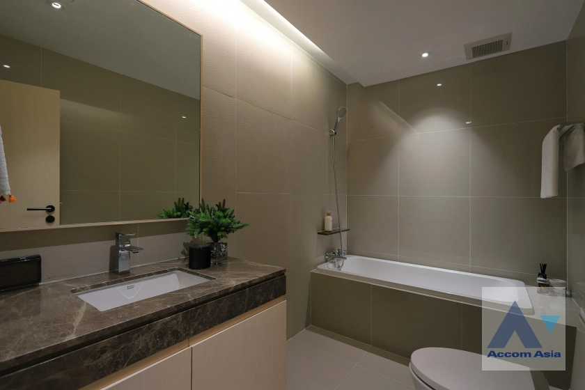 8  2 br Apartment for rent and sale in Sukhumvit ,Bangkok BTS Phrom Phong at High-Rise Serviced Apartment Near The Em District 13001855