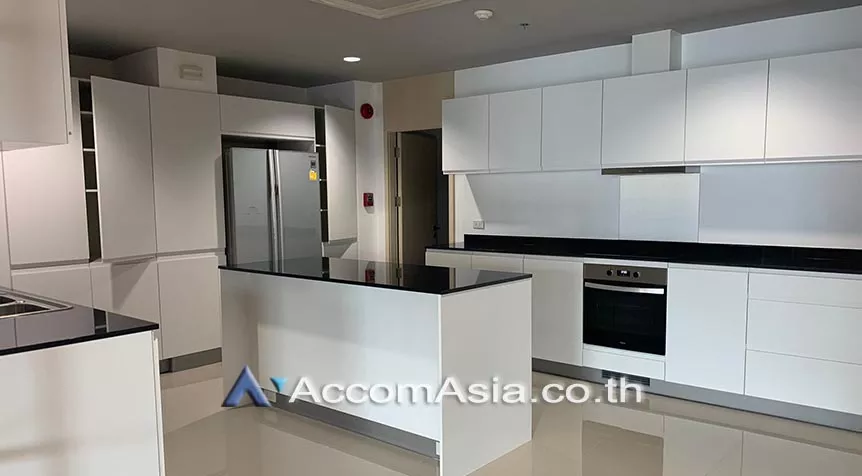 12  3 br Apartment For Rent in Sukhumvit ,Bangkok  at Cosy and perfect for family 13001858