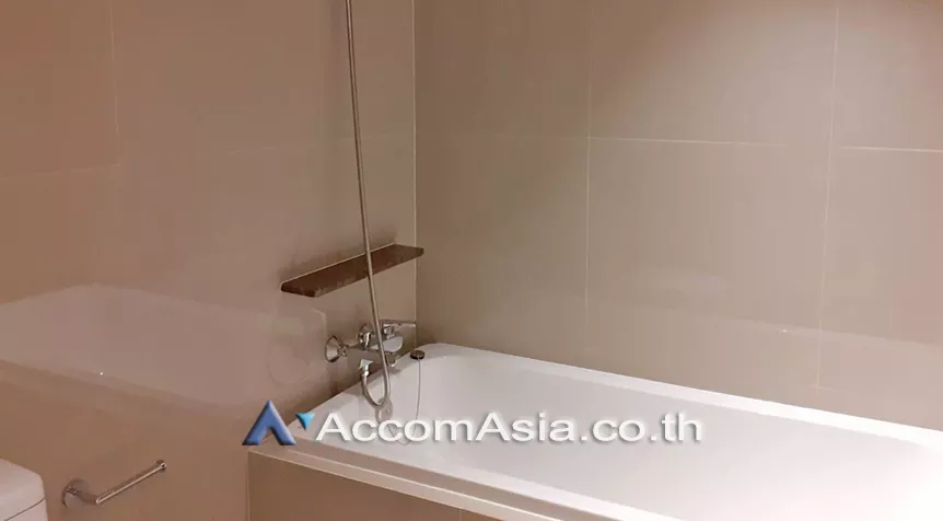 8  3 br Apartment For Rent in Sukhumvit ,Bangkok BTS Phrom Phong at High-Rise Serviced Apartment Near The Em District 13001858