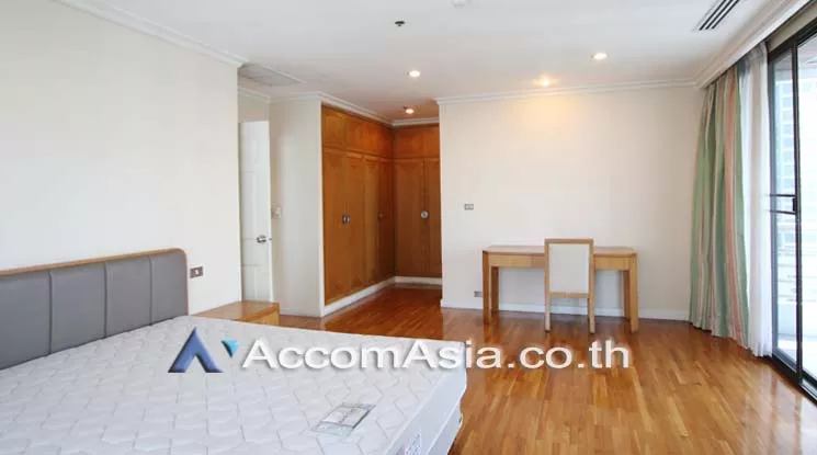 7  3 br Apartment For Rent in Sukhumvit ,Bangkok BTS Phrom Phong at High-Rise Serviced Apartment Near The Em District 13001860