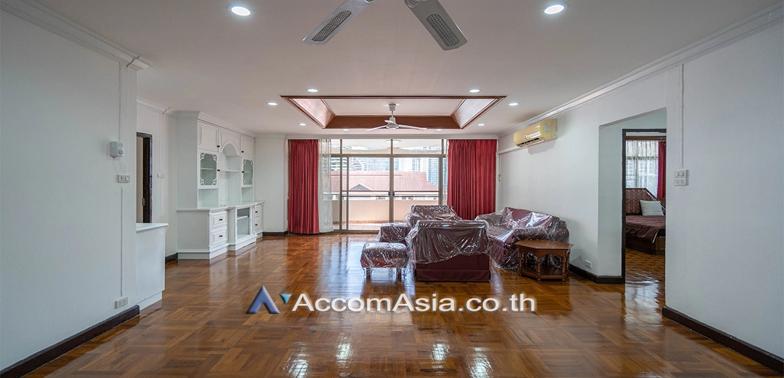 unitPet friendly |  3 Bedrooms  Apartment For Rent in Sukhumvit, Bangkok  near BTS Nana (13001861)