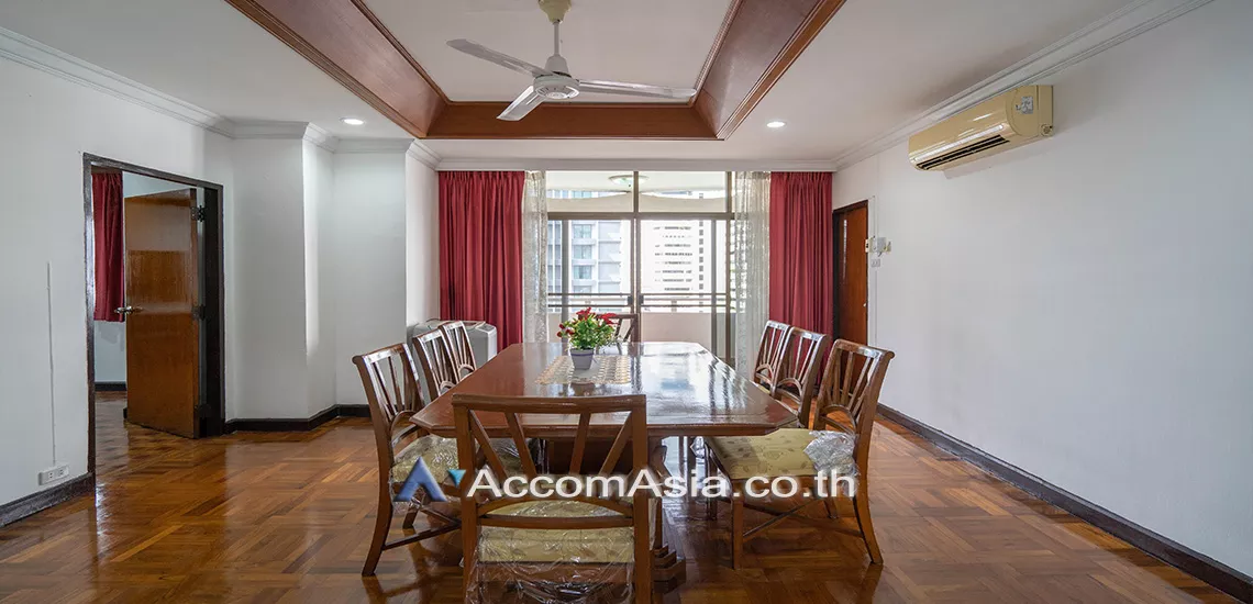  1  3 br Apartment For Rent in Sukhumvit ,Bangkok BTS Nana at Low rise and Peaceful 13001861