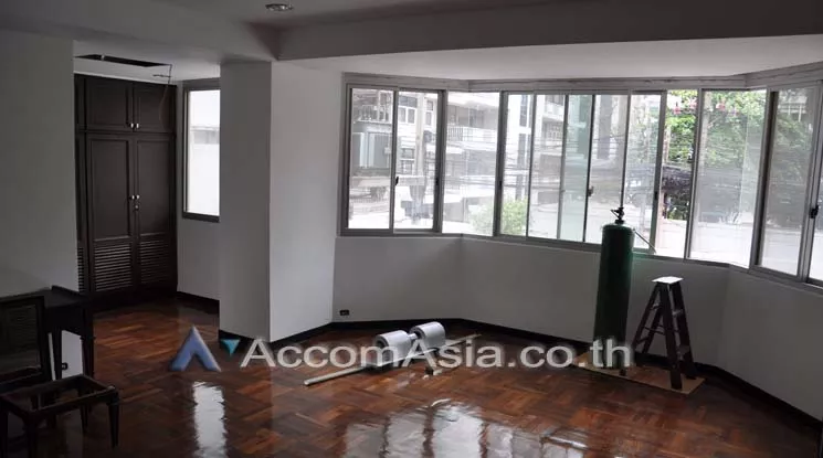 8  3 br Apartment For Rent in Sukhumvit ,Bangkok BTS Nana - BTS Asok at Easy to access BTS and MRT 13001862