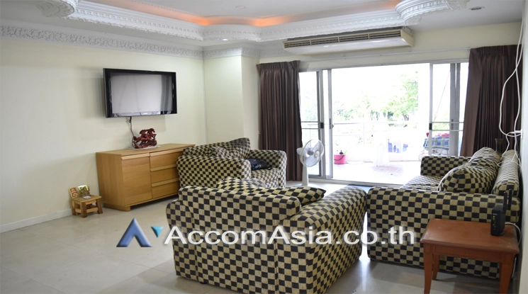  Saichol Mansion Condominium  3 Bedroom for Sale & Rent BTS Krung Thon Buri in Charoennakhon Bangkok