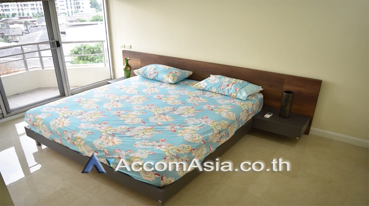 4  3 br Condominium for rent and sale in Charoen Nakhon ,Bangkok BTS Krung Thon Buri at Saichol Mansion 13001908