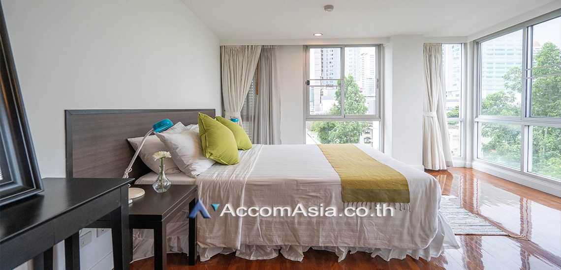 9  3 br Apartment for rent and sale in Silom ,Bangkok BTS Surasak at High-end Low Rise  13001923