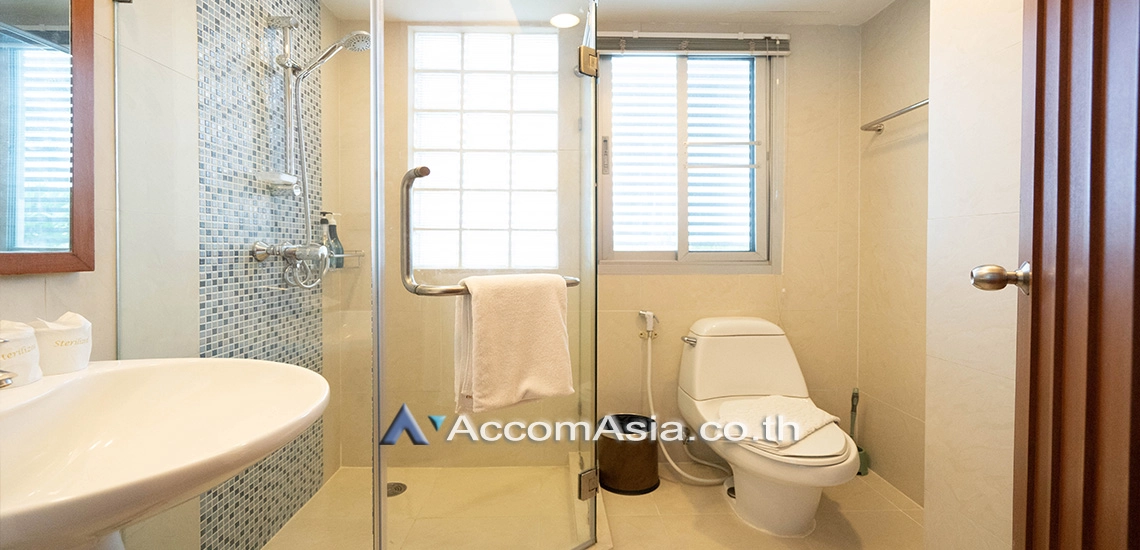 5  3 br Apartment for rent and sale in Silom ,Bangkok BTS Surasak at High-end Low Rise  13001923