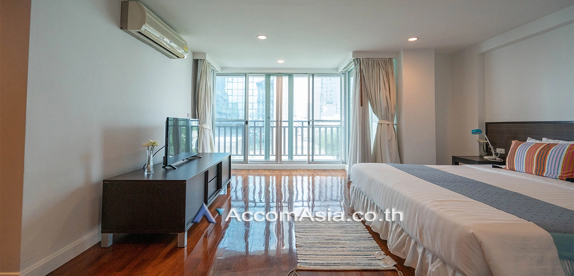 8  3 br Apartment for rent and sale in Silom ,Bangkok BTS Surasak at High-end Low Rise  13001923