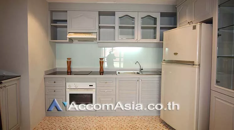 unit 2 Bedrooms  Apartment For Rent in Sukhumvit, Bangkok  near BTS Phrom Phong (13001952)