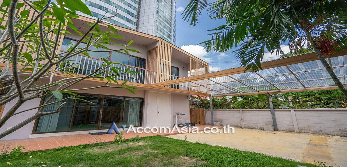  2  3 br House for rent and sale in Sukhumvit ,Bangkok BTS Asok - MRT Sukhumvit 13001960
