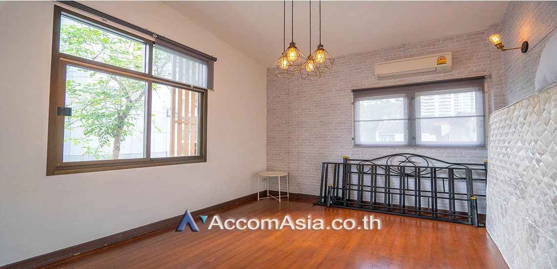 12  3 br House for rent and sale in Sukhumvit ,Bangkok BTS Asok - MRT Sukhumvit 13001960
