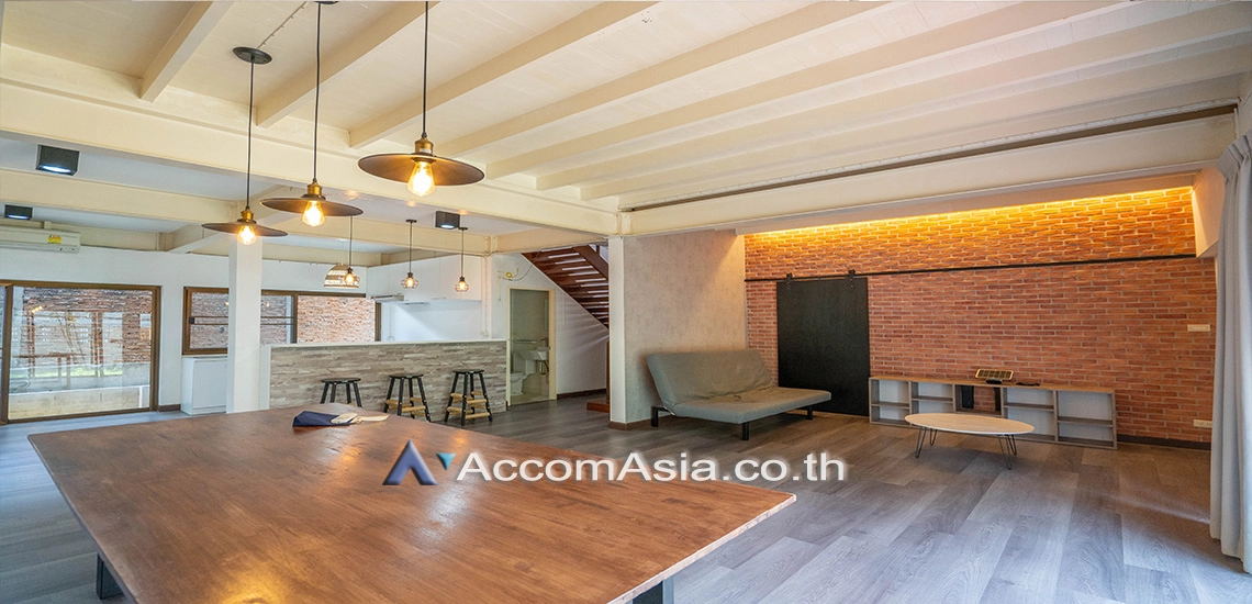 5  3 br House for rent and sale in Sukhumvit ,Bangkok BTS Asok - MRT Sukhumvit 13001960