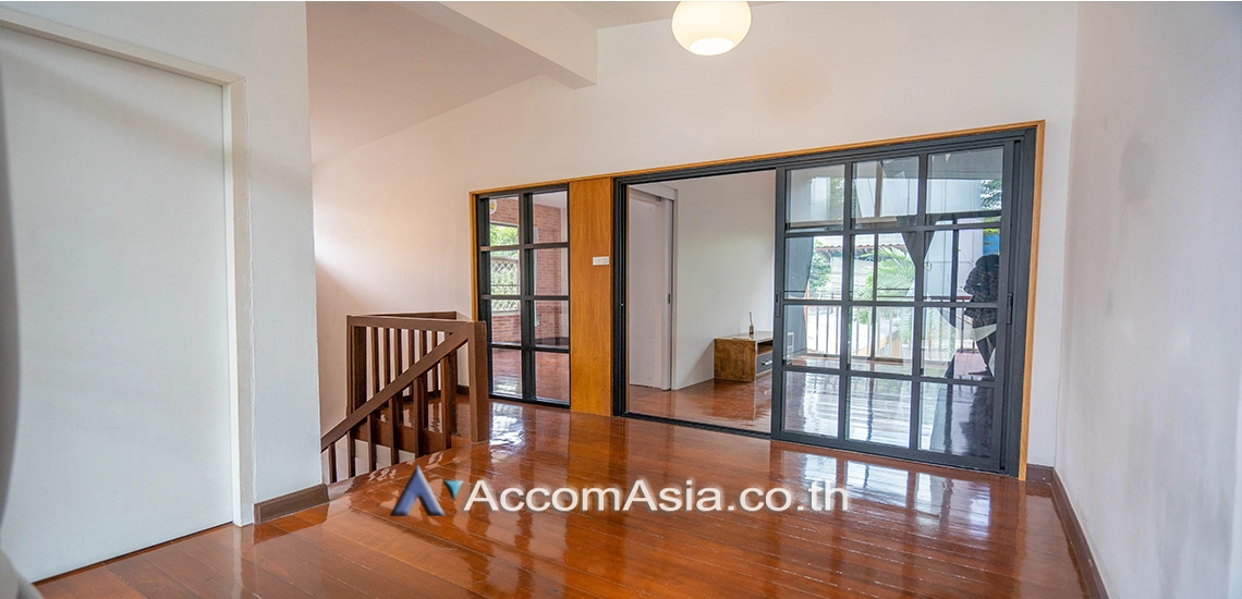 10  3 br House for rent and sale in Sukhumvit ,Bangkok BTS Asok - MRT Sukhumvit 13001960
