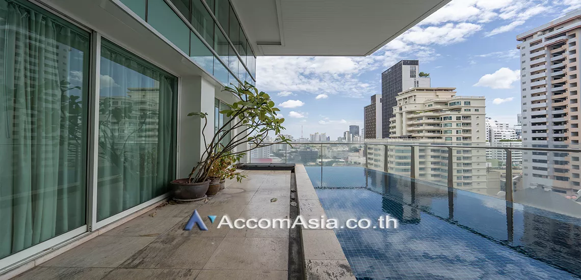 Private Swimming Pool, Duplex Condo, Pet friendly |  3 Bedrooms  Condominium For Rent in Sukhumvit, Bangkok  near BTS Phrom Phong (13001984)