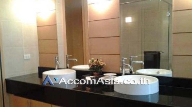  1  2 br Apartment For Rent in Sukhumvit ,Bangkok BTS Phrom Phong at Simply Life 13001996