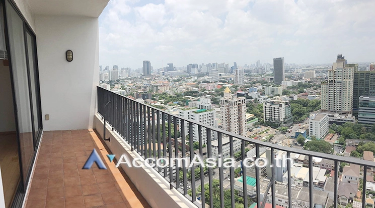 ICON III Condominium  2 Bedroom for Sale BTS Thong Lo in Sukhumvit Bangkok