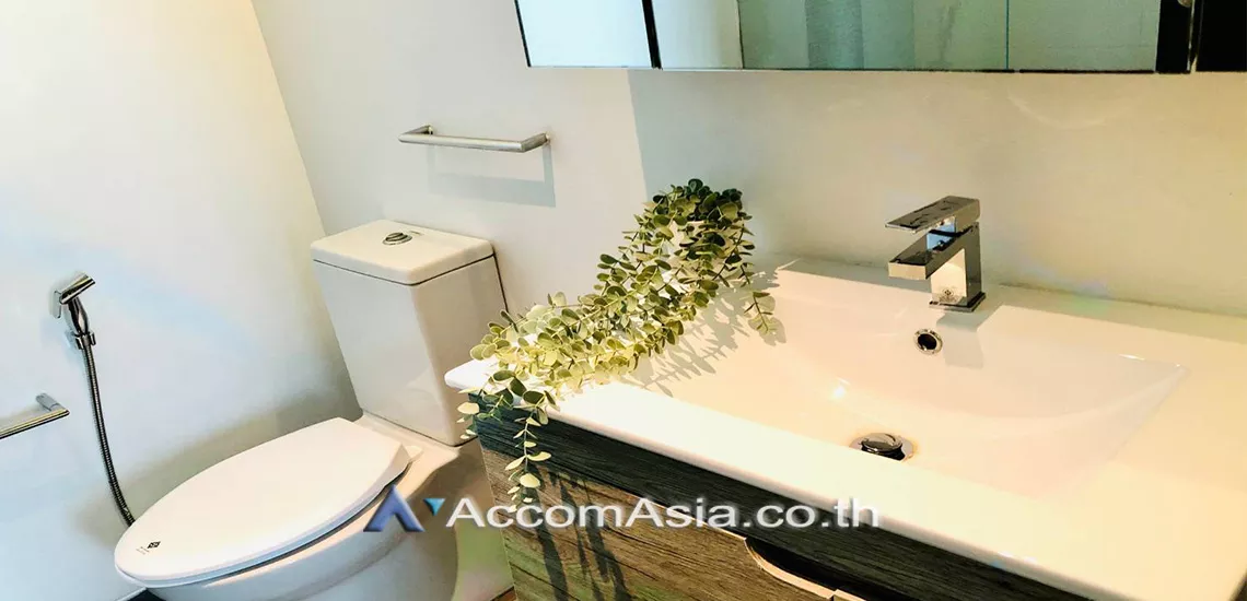 5  2 br Condominium for rent and sale in Sathorn ,Bangkok BRT Thanon Chan at The Lofts Yennakart 13002014