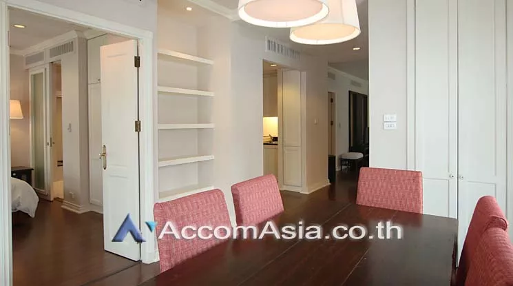 4  2 br Apartment For Rent in Silom ,Bangkok BTS Sala Daeng - MRT Silom at Luxurious Colonial Style 13002020
