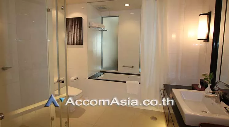 8  2 br Apartment For Rent in Silom ,Bangkok BTS Sala Daeng - MRT Silom at Luxurious Colonial Style 13002020