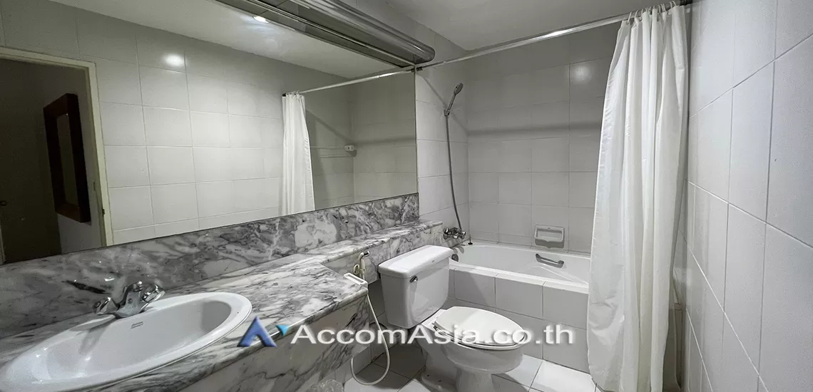 19  2 br Condominium For Rent in Ploenchit ,Bangkok BTS Chitlom at New House 13002062