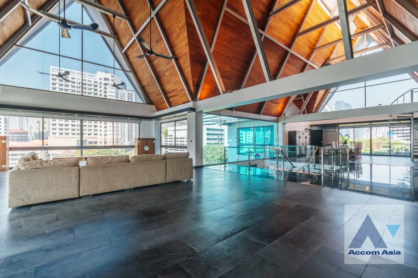unitHuge Terrace, Double High Ceiling, Duplex Condo, Penthouse |  5 Bedrooms  Condominium For Rent in Sukhumvit, Bangkok  near BTS Phrom Phong (13002072)