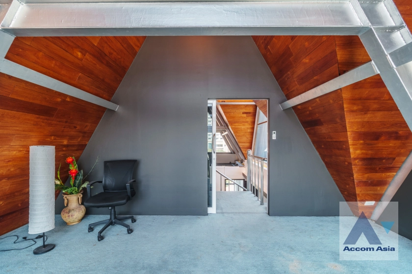 14  5 br Condominium For Rent in Sukhumvit ,Bangkok BTS Phrom Phong at Baan Saraan 13002072