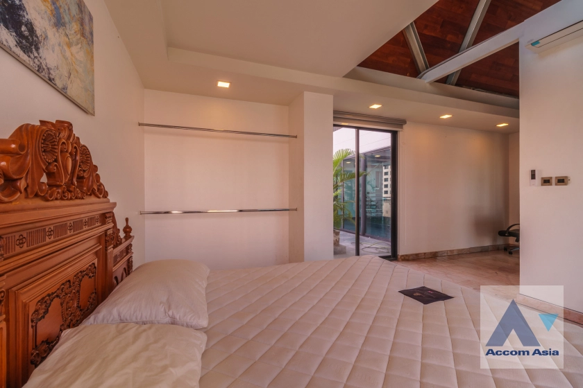 19  5 br Condominium For Rent in Sukhumvit ,Bangkok BTS Phrom Phong at Baan Saraan 13002072