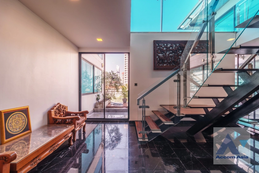 29  5 br Condominium For Rent in Sukhumvit ,Bangkok BTS Phrom Phong at Baan Saraan 13002072