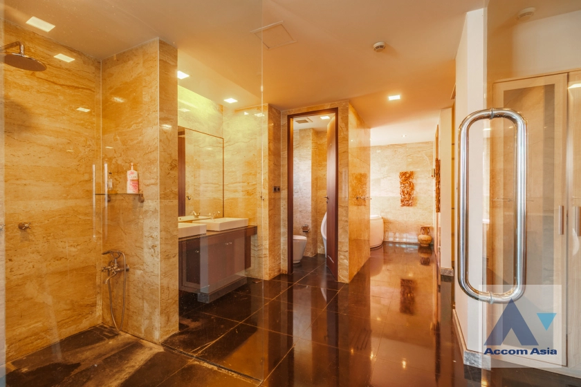 44  5 br Condominium For Rent in Sukhumvit ,Bangkok BTS Phrom Phong at Baan Saraan 13002072