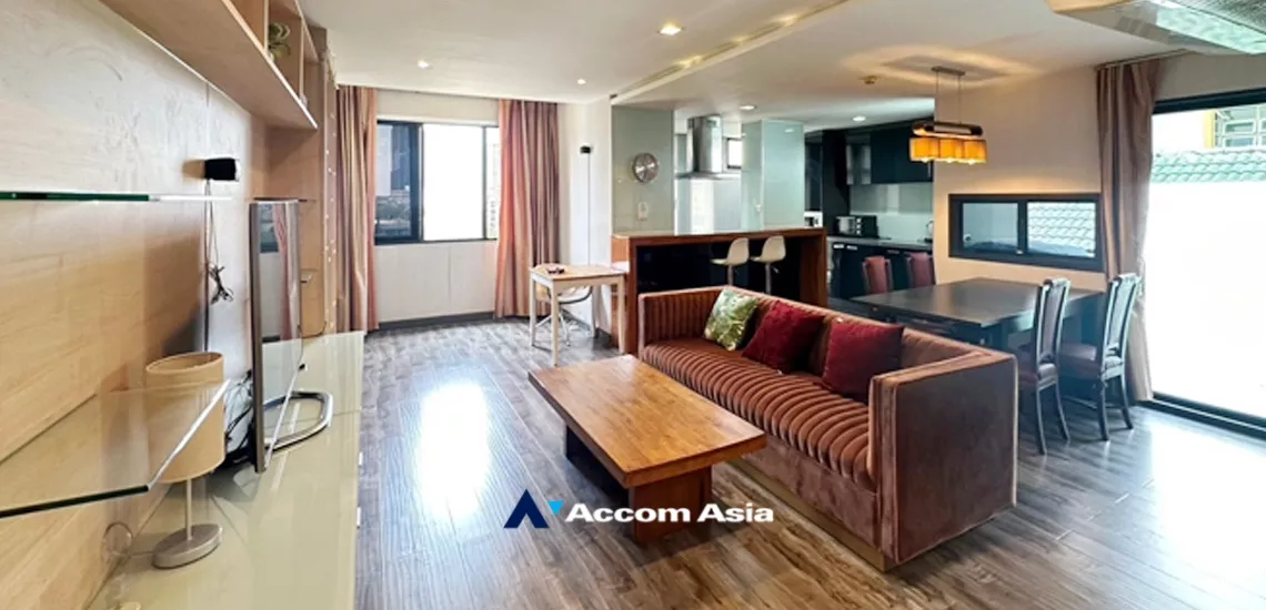  2 Bedrooms  Condominium For Rent in Sukhumvit, Bangkok  near BTS Thong Lo (13002087)