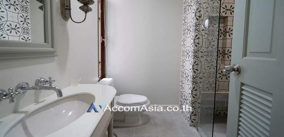 15  4 br House for rent and sale in Sukhumvit ,Bangkok BTS Phra khanong at Baan Sansiri Sukhumvit 67 50144