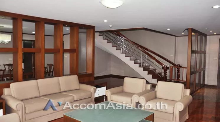 4  3 br Apartment For Rent in Sukhumvit ,Bangkok BTS Phrom Phong at Family Size Desirable 13002091