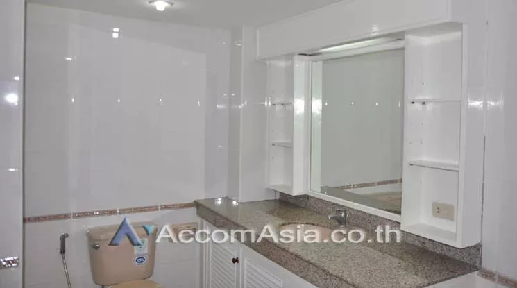 10  3 br Apartment For Rent in Sukhumvit ,Bangkok BTS Phrom Phong at Family Size Desirable 13002091