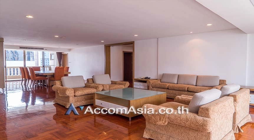  1  3 br Apartment For Rent in Sukhumvit ,Bangkok BTS Phrom Phong at Family Size Desirable 13002093