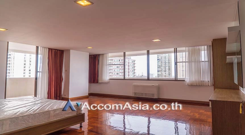 5  3 br Apartment For Rent in Sukhumvit ,Bangkok BTS Phrom Phong at Family Size Desirable 13002093