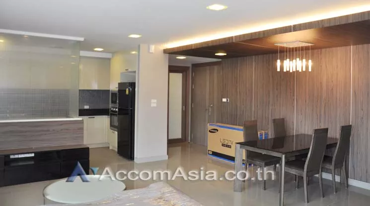 Pet friendly |  2 Bedrooms  Apartment For Rent in Sukhumvit, Bangkok  near BTS Ekkamai (13002104)