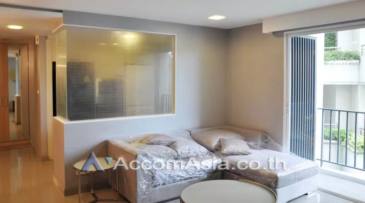 unit 2 Bedrooms  Apartment For Rent in Sukhumvit, Bangkok  near BTS Ekkamai (13002106)