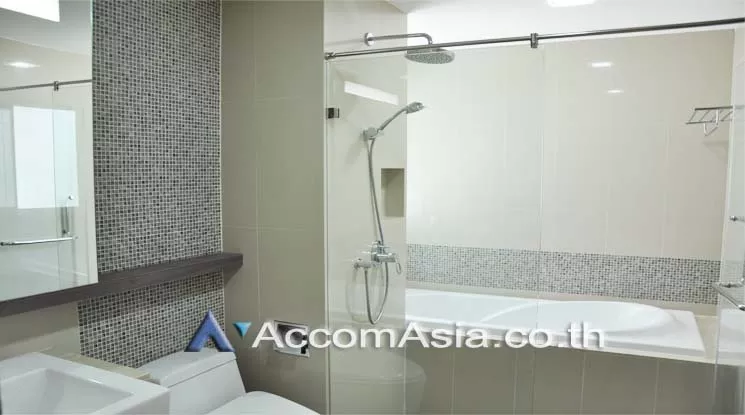 8  2 br Apartment for rent and sale in Sukhumvit ,Bangkok BTS Ekkamai at Private Low-rise Apartment with Only 2-3 unit-per-floor 13002107