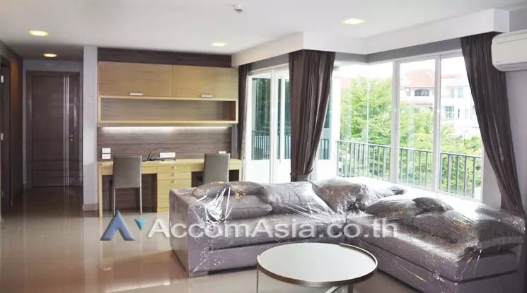 unit 2 Bedrooms  Apartment For Rent in Sukhumvit, Bangkok  near BTS Ekkamai (13002108)