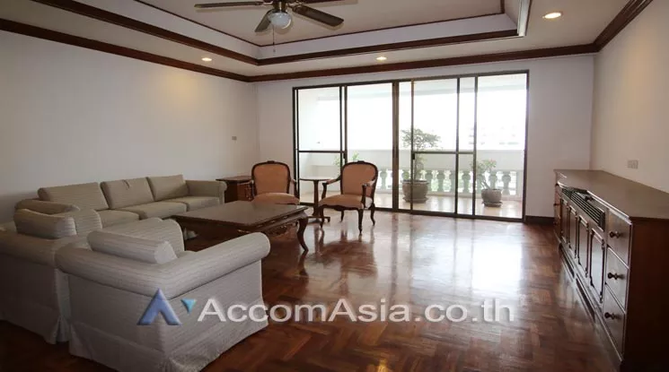 Big Balcony, Pet friendly |  Homely atmosphere Apartment  4 Bedroom for Rent BTS Thong Lo in Sukhumvit Bangkok
