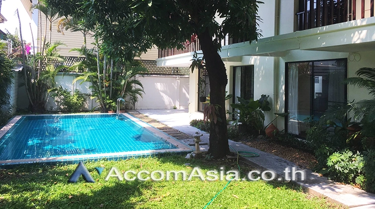 14  3 br House For Rent in Sukhumvit ,Bangkok BTS Ekkamai 13002120