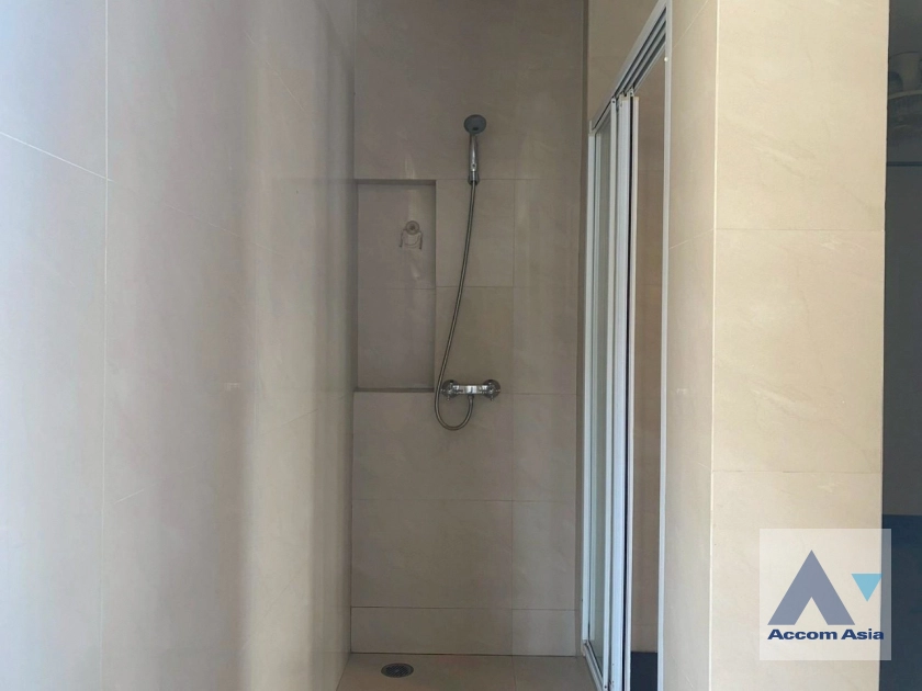 36  3 br House for rent and sale in Sukhumvit ,Bangkok BTS Ekkamai 13002120