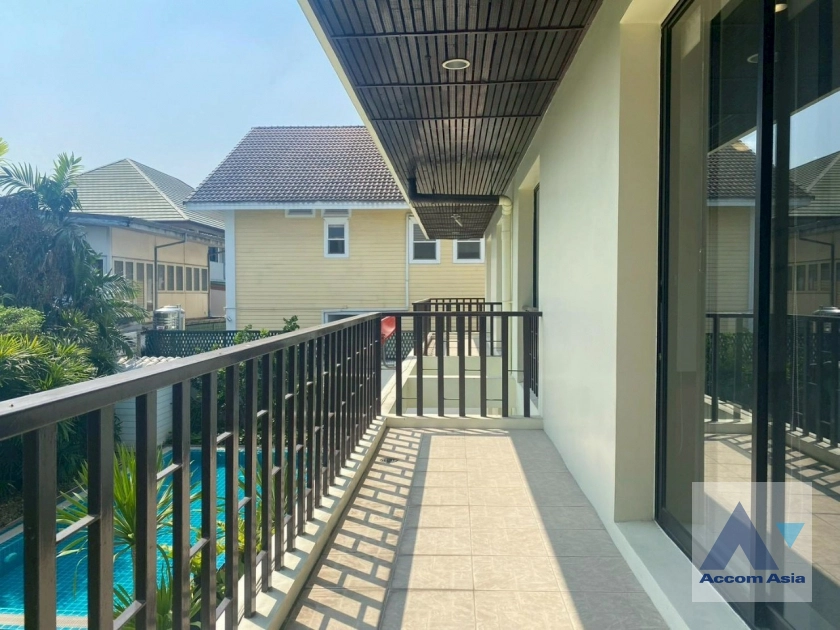 47  3 br House for rent and sale in Sukhumvit ,Bangkok BTS Ekkamai 13002120