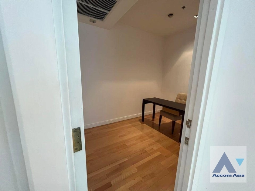 5  3 br Condominium for rent and sale in Ploenchit ,Bangkok BTS Ploenchit at Athenee Residence 13002125