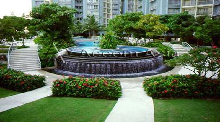 unit 4 Bedrooms  Apartment For Rent in Sathorn, Bangkok  near BRT Thanon Chan (13002129)