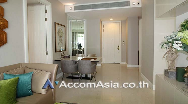  2 Bedrooms  Condominium For Rent in Ploenchit, Bangkok  near BTS Chitlom (13002133)
