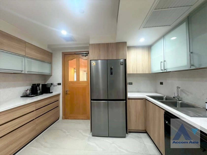 7  3 br Apartment for rent and sale in Sukhumvit ,Bangkok BTS Phrom Phong at Apartment with Top Facilities, Close to Emshere 13002147
