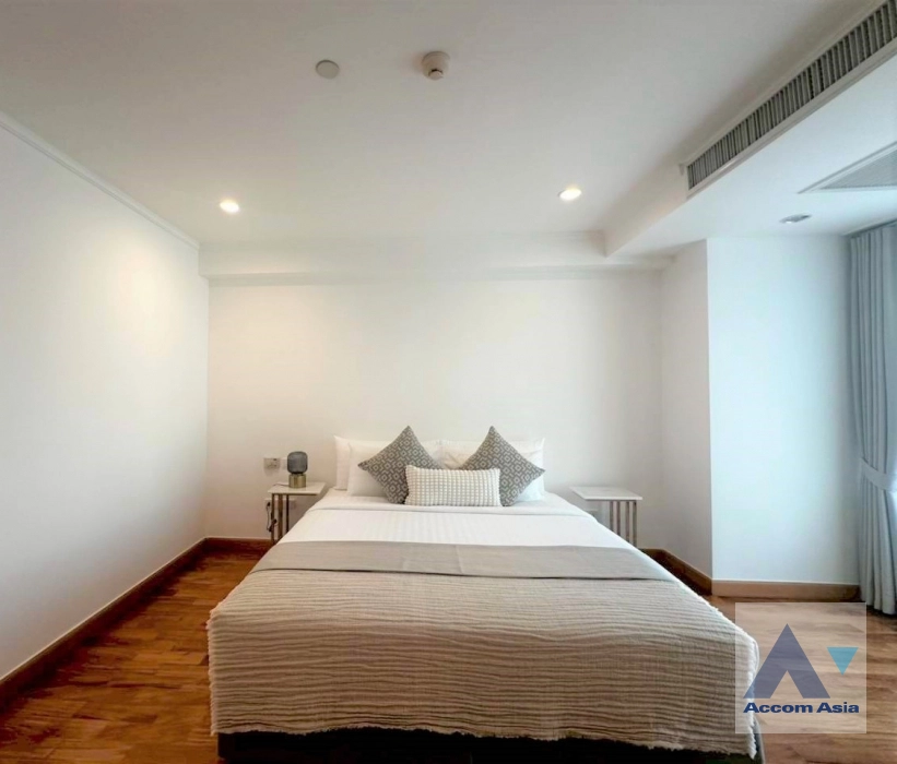 13  3 br Apartment for rent and sale in Sukhumvit ,Bangkok BTS Phrom Phong at Apartment with Top Facilities, Close to Emshere 13002147