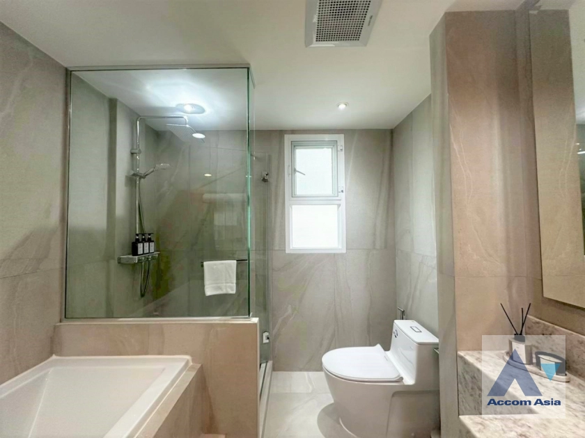 15  3 br Apartment for rent and sale in Sukhumvit ,Bangkok BTS Phrom Phong at Apartment with Top Facilities, Close to Emshere 13002147